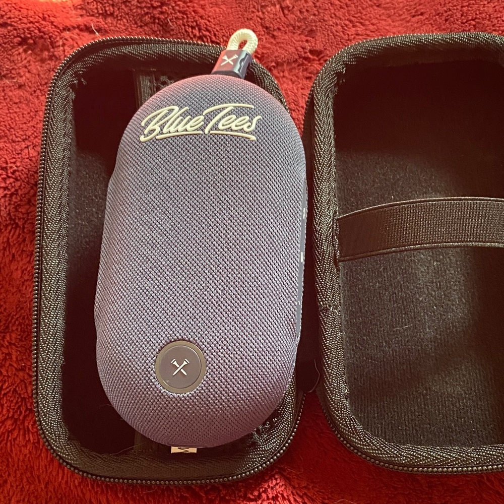 Portable Bluetooth Speaker - Navy Blue